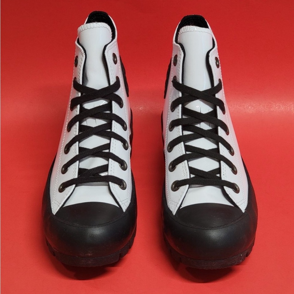 Converse Women's CTAS Lugged Hi Patent Leather 572570C White/Black - Picture 3 of 5